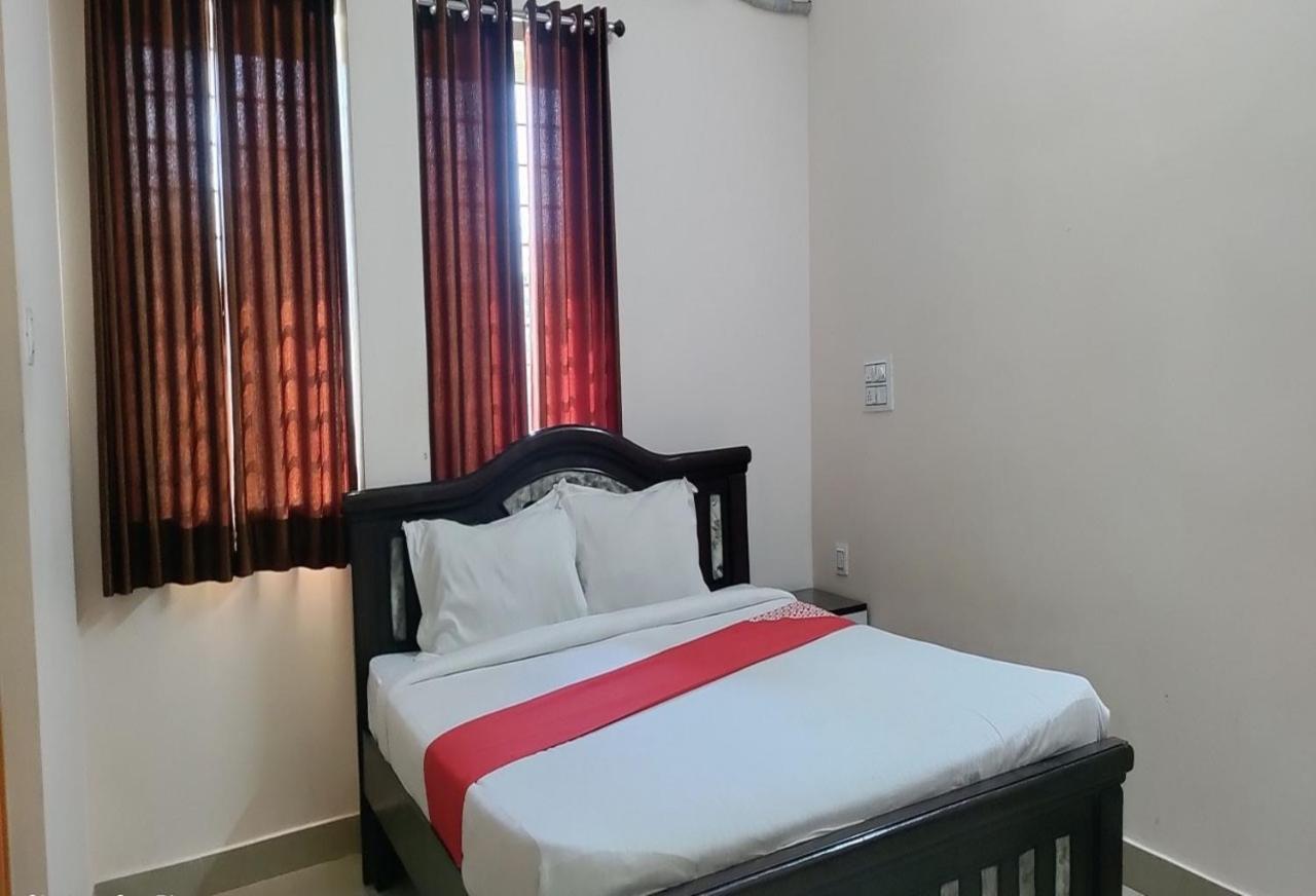 Anjaneya Comforts Shimoga Exterior photo